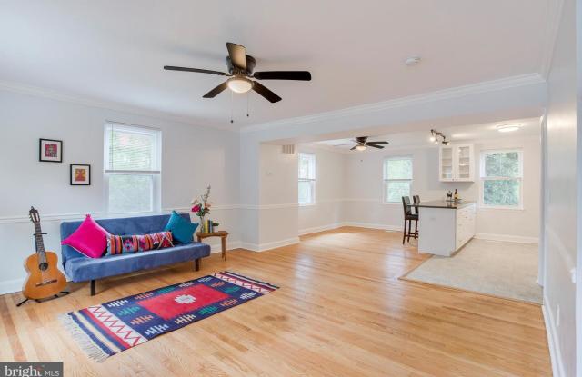 304 E Belvedere Ave -1 Gallery 2