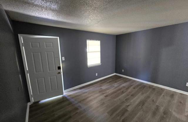 5410 Stanley Drive Gallery 1
