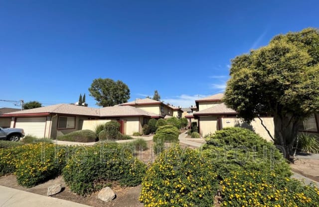 840 N Williford Dr photos photos