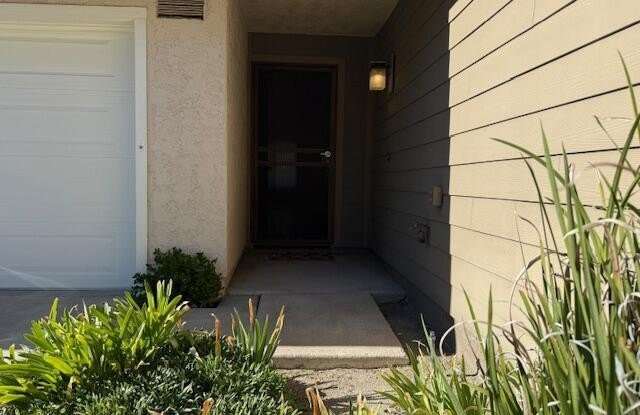 26265 Rainbow Glen Drive Gallery 3