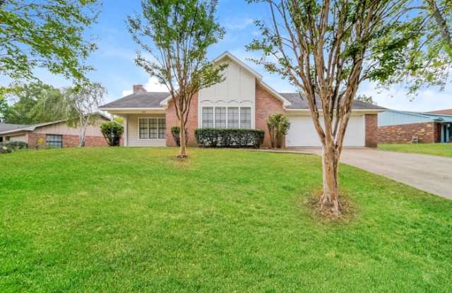 209 Spanish Oak Drive photos photos