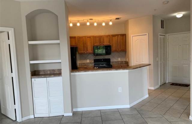 6159 METROWEST Boulevard Gallery 4