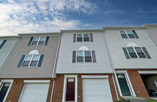 8 Belladonna Ln - 8 Belladonna Lane, Stafford County, VA 22554