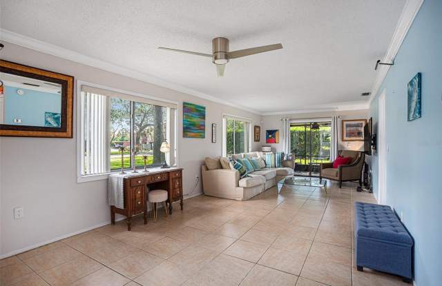 600 SUMMERHILL Court Gallery 4