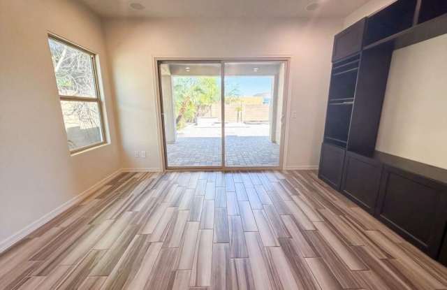 2622 W GRAY WOLF Trail Gallery 4