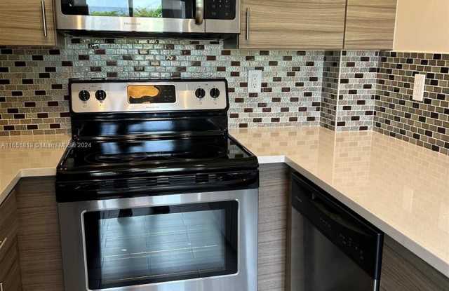 222 Sidonia Ave photos photos