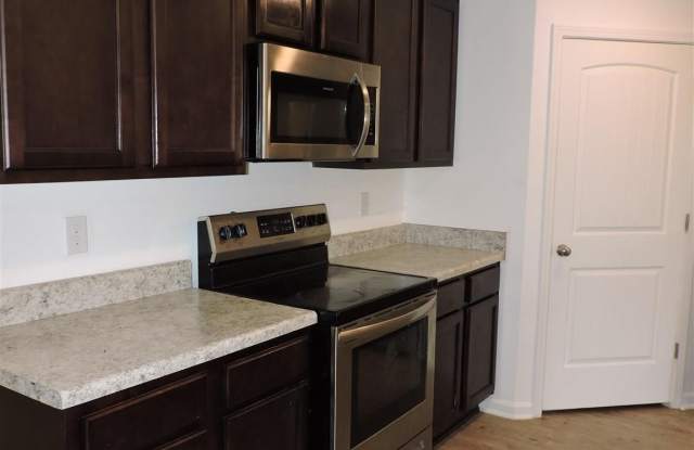 5780 Blackhorse Cir Gallery 2