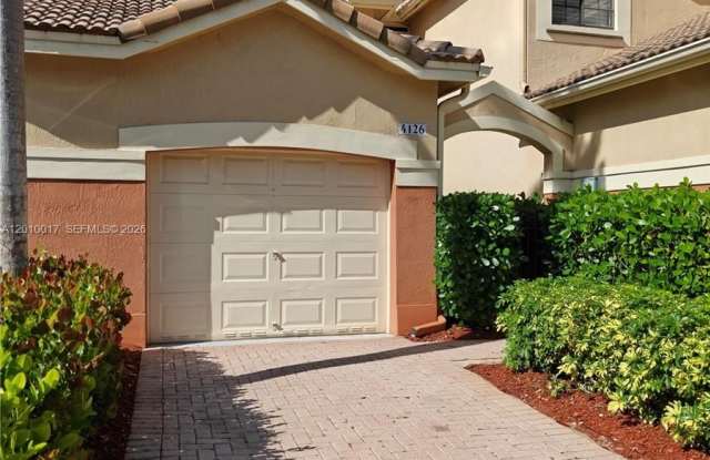 4126 Forest Dr Gallery 1