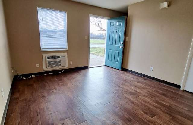 1643 Miami Chapel Road photos photos