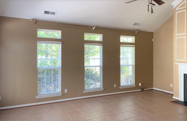 5212 Berkeley View Circle Gallery 2