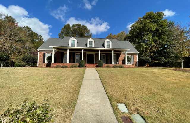 Large 4/4 House in Maplewood $2,650 photos photos