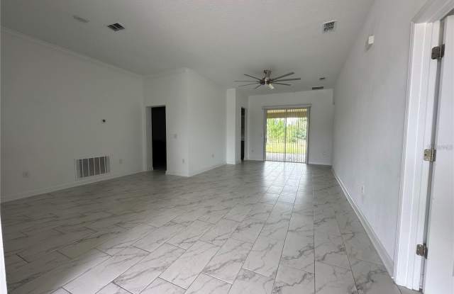 8855 FALLEN OAK Drive Gallery 3