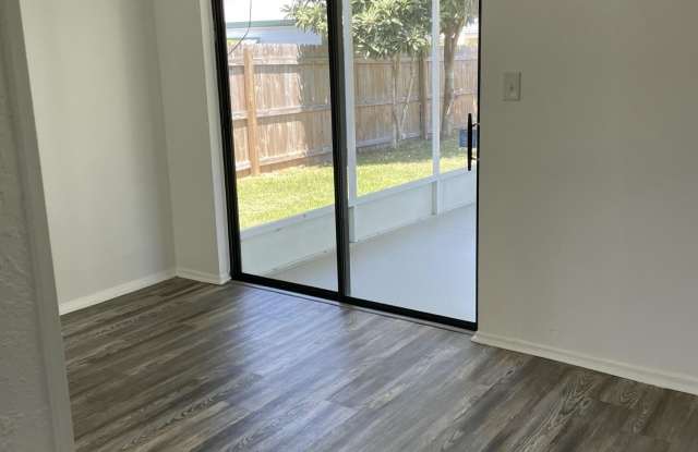 60 Barbados Drive Gallery 4