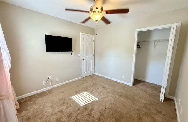 661 Tupelo Ln Unit 16-B Gallery 4