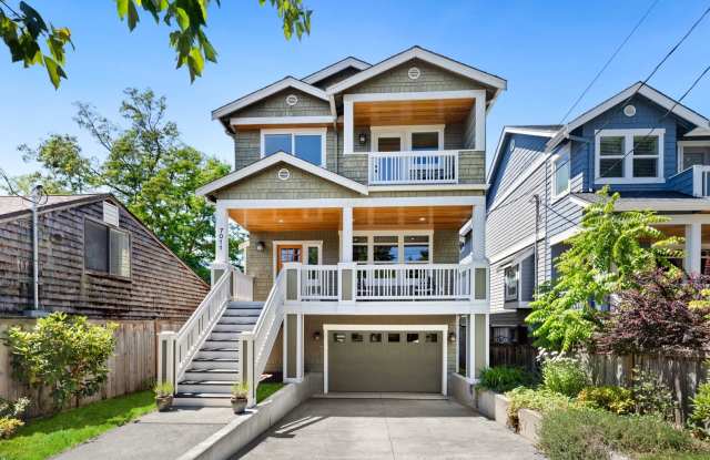 Gorgeous Big Ravenna Home in Seattle photos photos