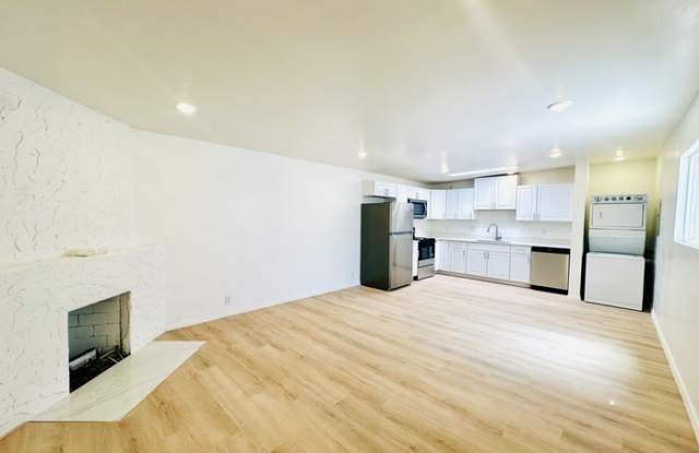1349 West Pennington Street photos photos