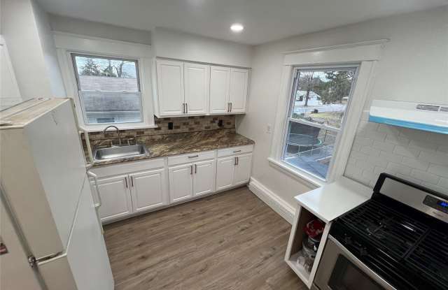 175 Washington Street unit: 2 - 175 Washington Street, Poughkeepsie, NY 12601