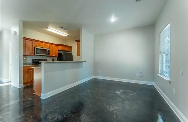 908 EDWIN NEIL Way Gallery 4