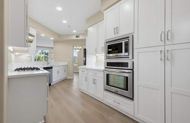 Updated Condo West of 5 Freeway with Lagoon Access - Available Now Gallery 1