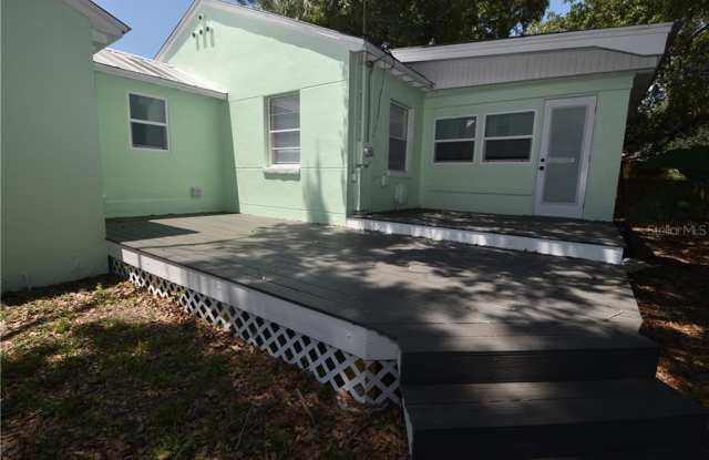 4107 W KENSINGTON AVENUE - 4107 Kensington Avenue, Tampa, FL 33629