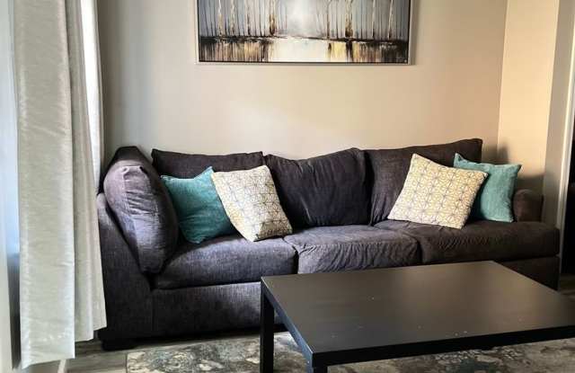 Charming 1BR Duplex in Pittsburgh photos photos