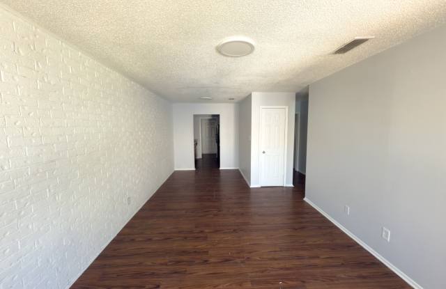 8208 Sam Rayburn Drive - D photos photos