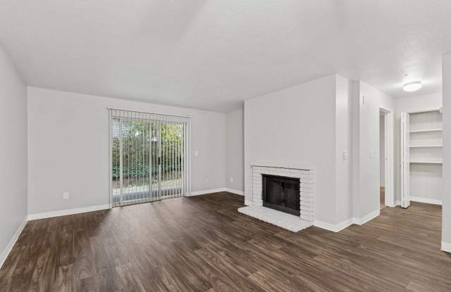 Saratoga Apartments photos photos