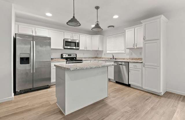 1625 10th Ave E #210 - 1 Gallery 1