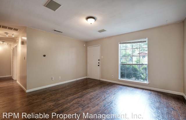 2328 Campden Drive Gallery 4