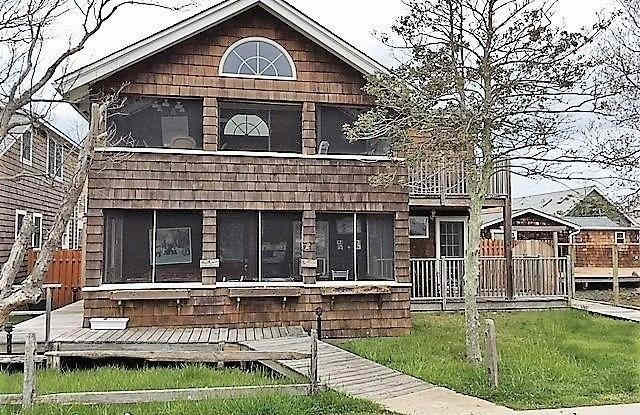 12 Ocean Road photos photos