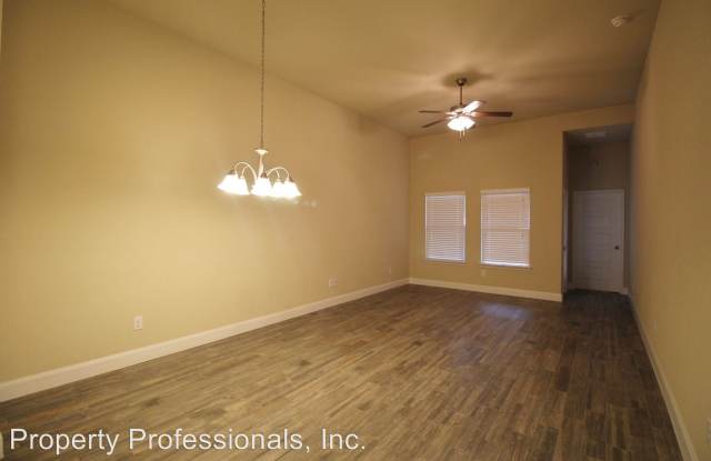 1215 Old FM 306 Gallery 3