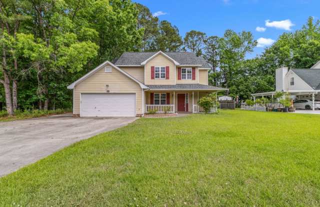Country Club Area! - 882 Pine Valley Road, Jacksonville, NC 28546
