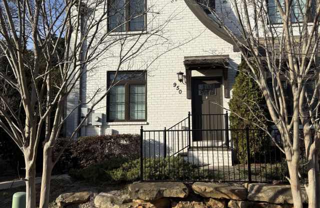 950 Lennox BlvdBirmingham, AL35216 photos photos