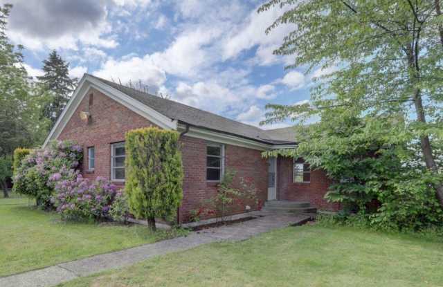 Newly Renovated 3bed 2bath Home in Skyway neighborhood in South Seattle photos photos Newly Renovated 3bed 2bath Home in Skyway neighborhood in South Seattle photos photos