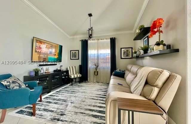 15426 SW 21st Ter Gallery 3