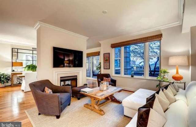 801 KEY Highway unit: 122 - 801 Key Highway, Baltimore, MD 21230