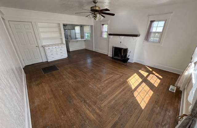 3 Bedroom, 1 Bathroom Home - Located near Downtown! photos photos
