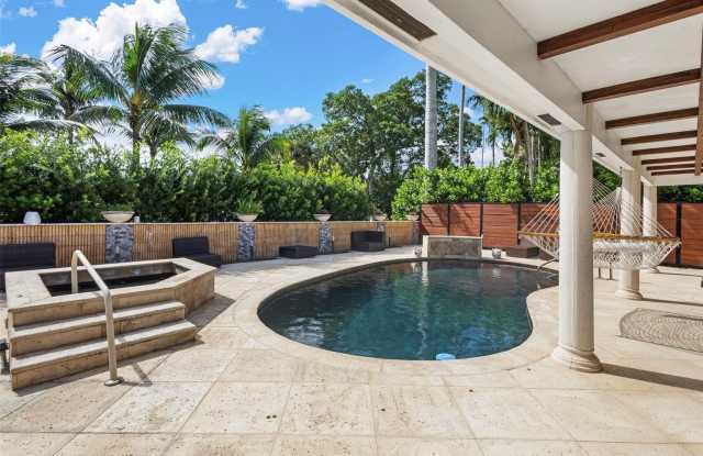 5223 Deerhurst Crescent Circle Gallery 4
