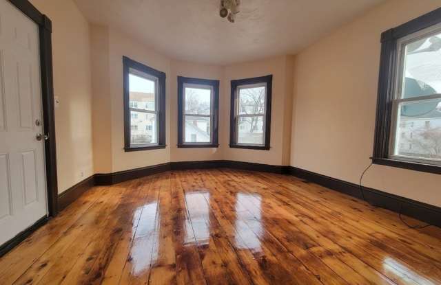 148 Eastern Ave Gallery 2