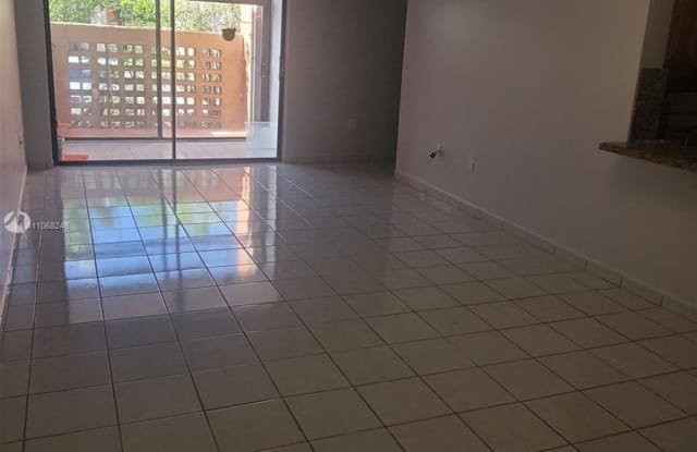 10249 NW 9th St Cir - 10249 Northwest 9th Street Circle, Fountainebleau, FL 33172