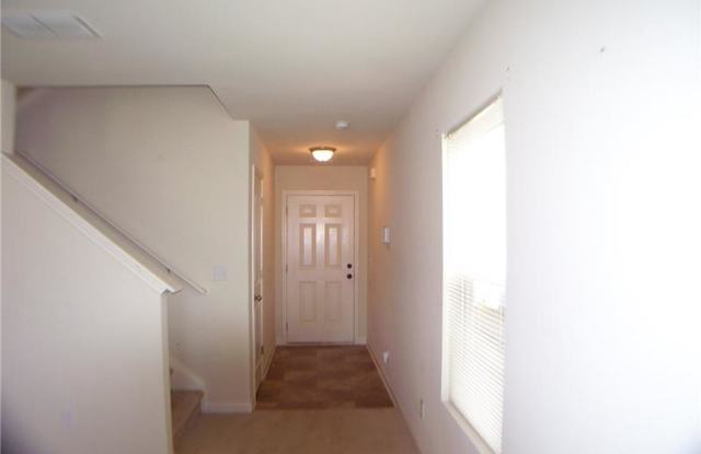 1570 LEONARD Street Gallery 3