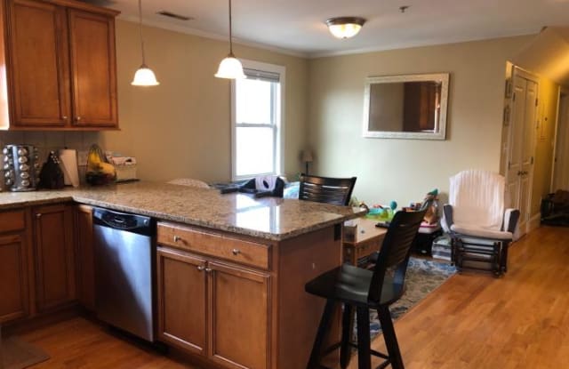 87 Ash - 87 Ash Street, Waltham, MA 02453