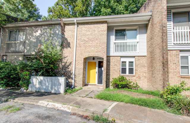 Townhome in College Park Area of Virginia Beach Gallery 1