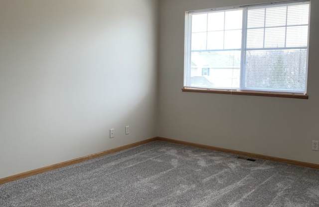 South Lincoln Townhouse Gallery 4