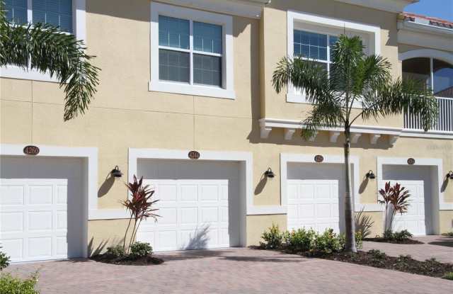4256 EXPEDITION WAY photos photos