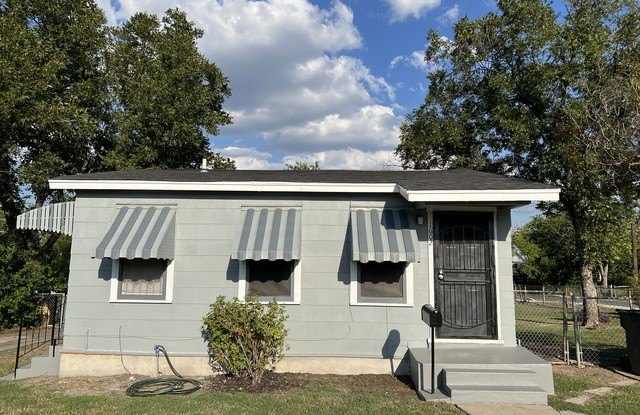 1602 NW 23rd photos photos