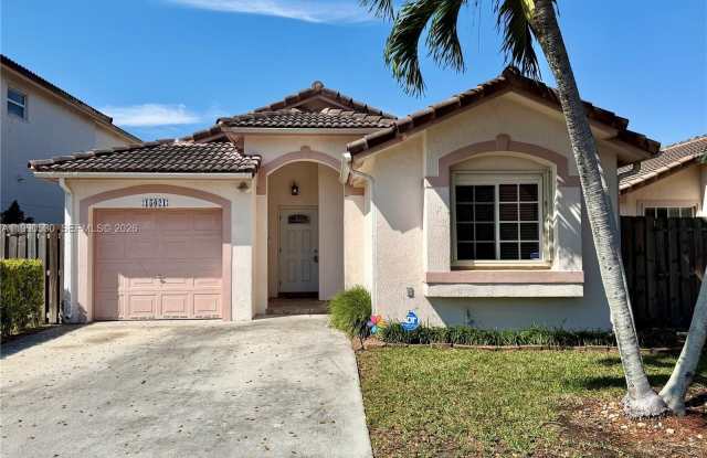 15021 SW 141st Ln photos photos