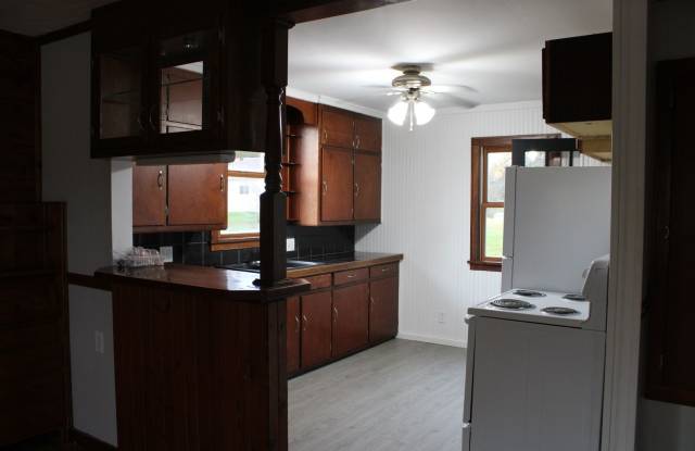 405 E Lindoo Ave Ladysmith, WI 54848 - 405 Lindoo Avenue East, Ladysmith, WI 54848 405 E Lindoo Ave Ladysmith, WI 54848 - 405 Lindoo Avenue East, Ladysmith, WI 54848