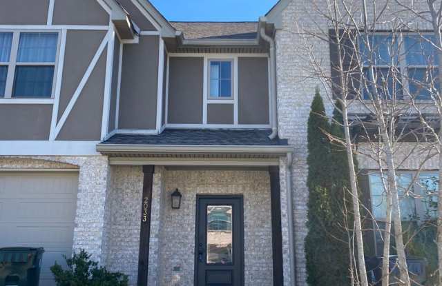 Townhome Available Now! - 2033 Stephanie Court, Auburn, AL 36830