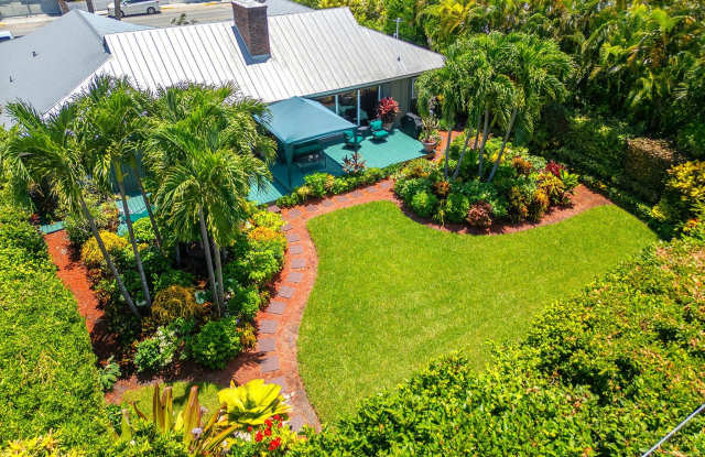 3817 Duck Avenue photos photos